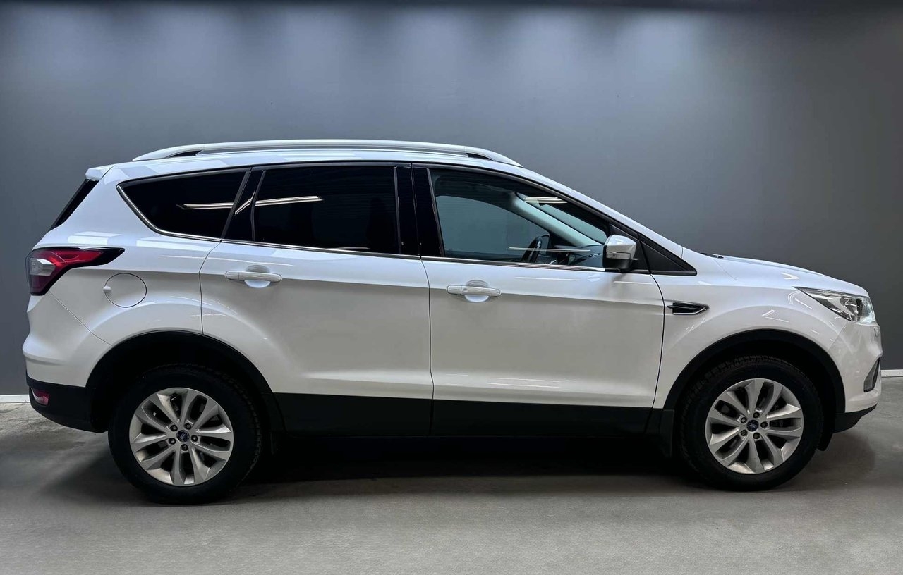 Ford Kuga 1.5 EcoBoost Titanium Drag 2018, bild 3/10