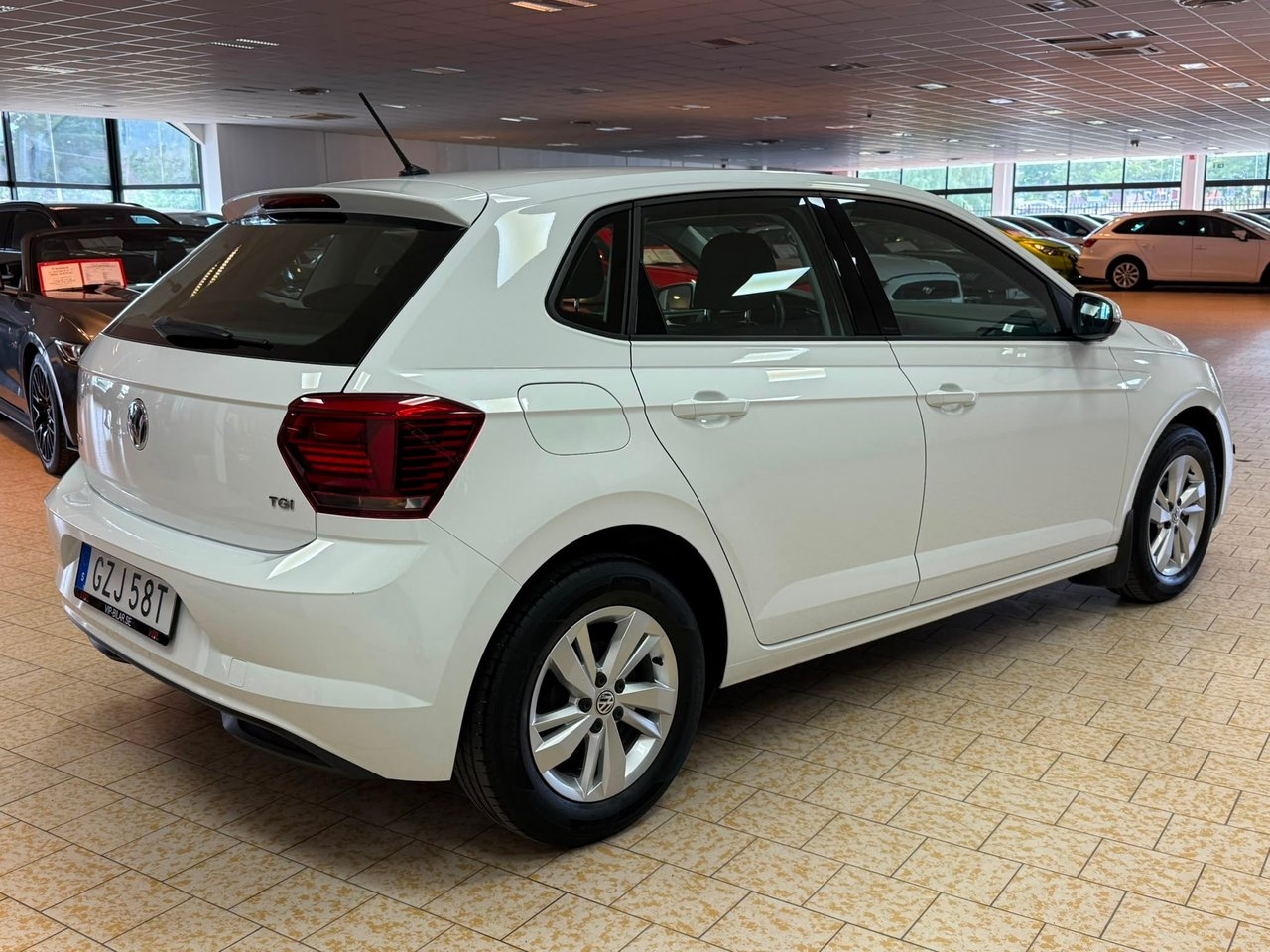 Volkswagen Polo 2020, bild 7/23