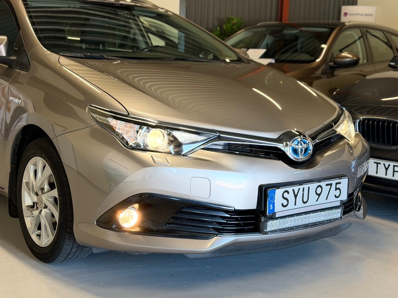 Toyota Auris 2015, bild 2/10