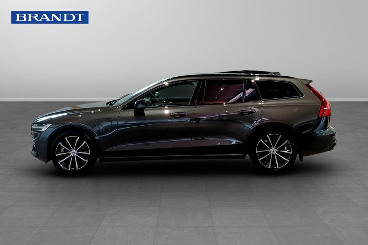 Volvo V60 T6 Plus Dark Nordic Edition 2025, bild 3/10