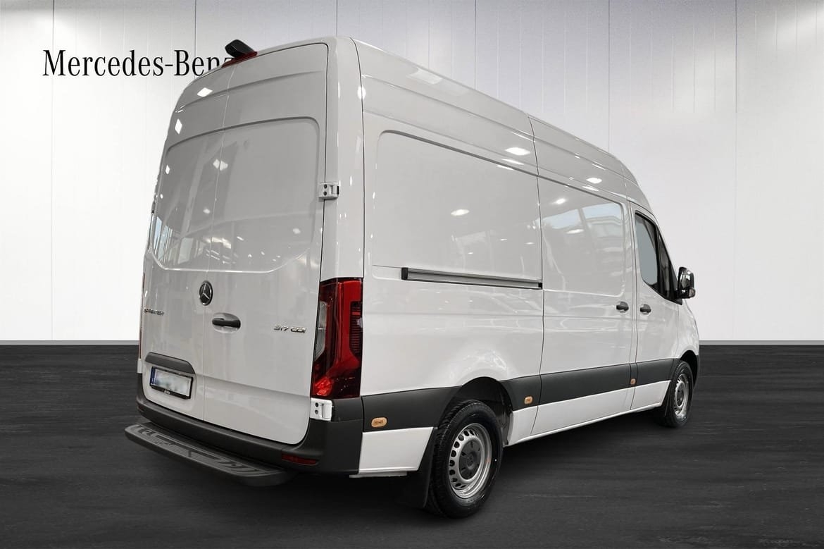 Mercedes-Benz Sprinter 2025, photo 4/10