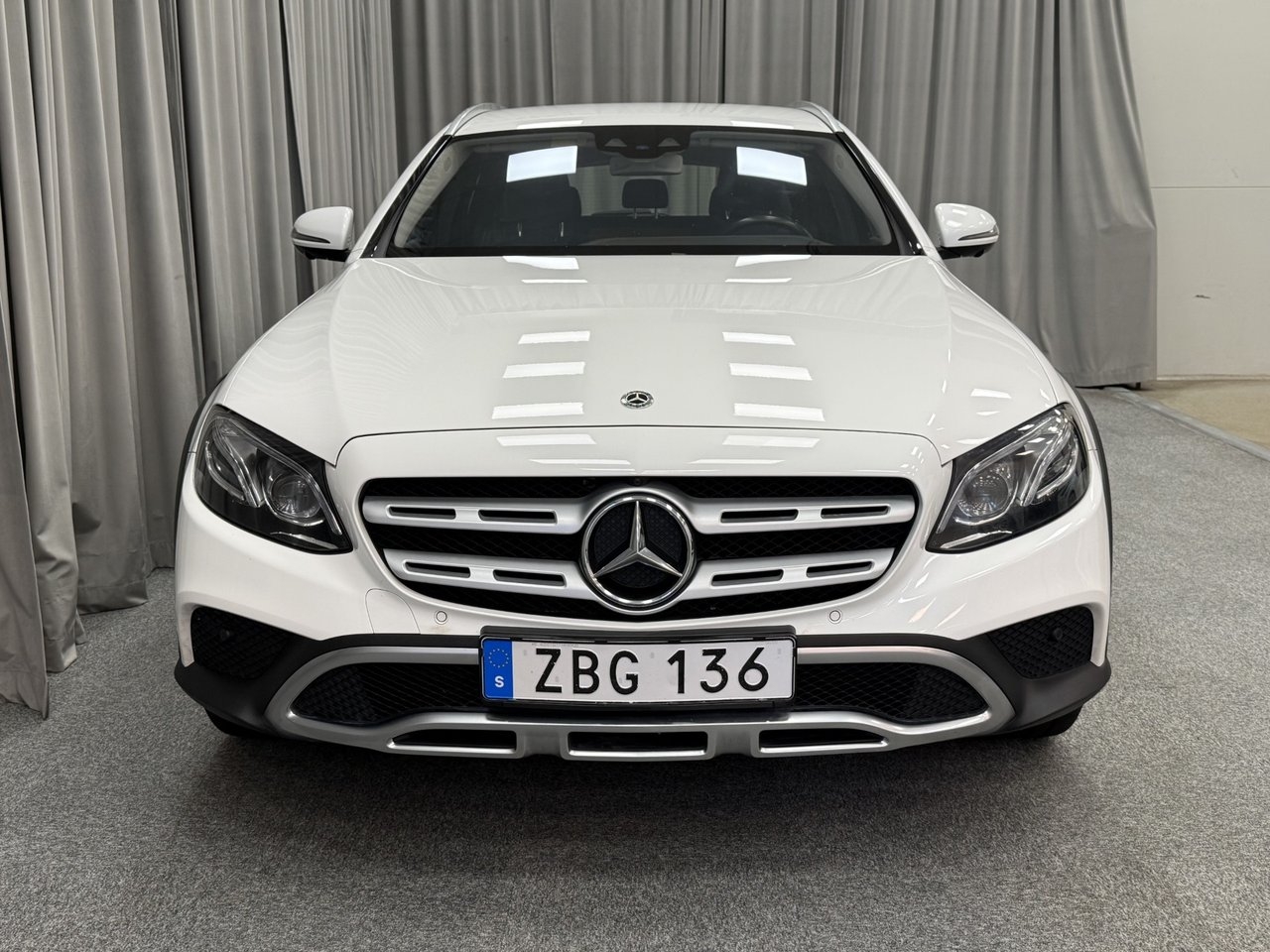 Mercedes-Benz E 2019, bild 4/10