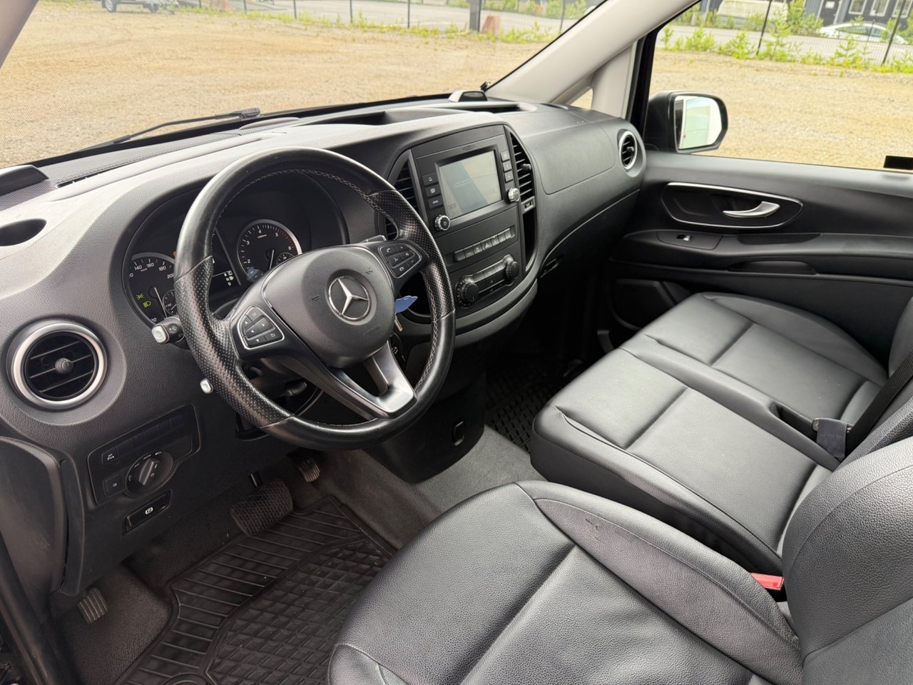 Mercedes-Benz Vito 2019, bild 5/10