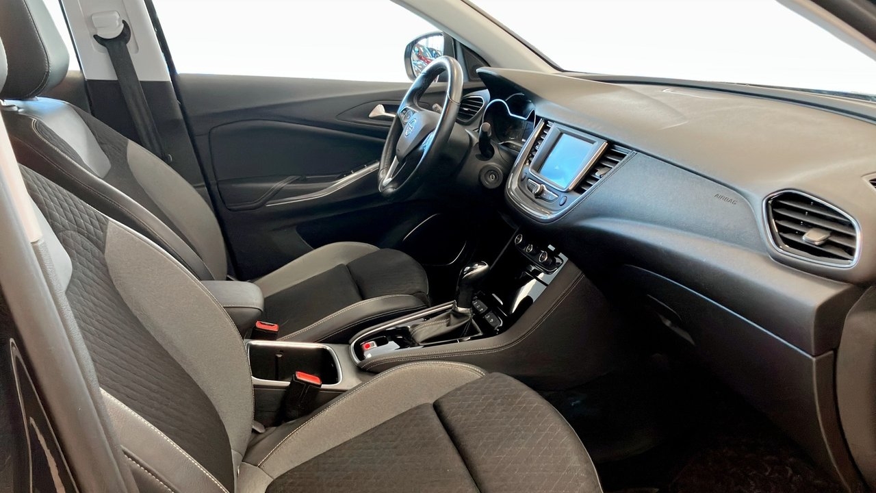 Opel Grandland X Dynamic 2019, bild 3/9