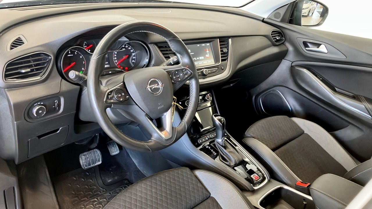 Opel Grandland X Dynamic 2019, bild 5/9