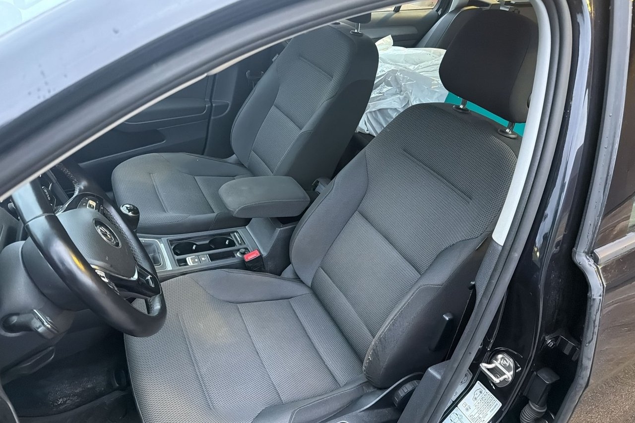 Volkswagen Golf 2.0 TDI 2018, kuva 7/10