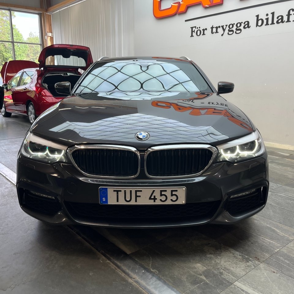BMW 520 d xDrive Touring M Sport 2018, photo 6/10