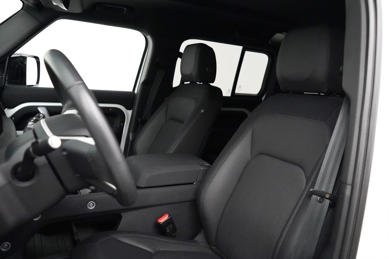 Land Rover Defender 2023, bild 6/23