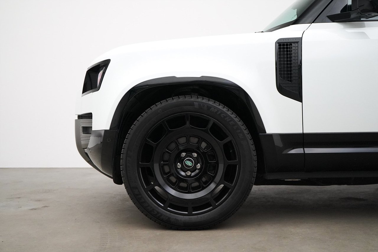 Land Rover Defender 2023, bild 2/23