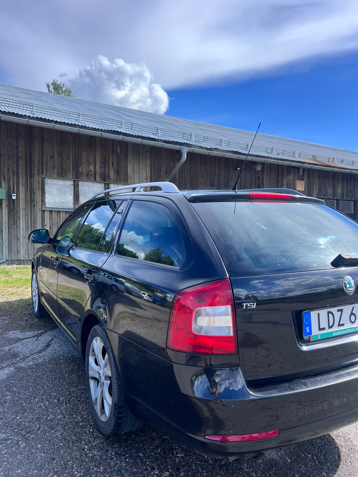 Skoda Octavia 2011, bild 4/10
