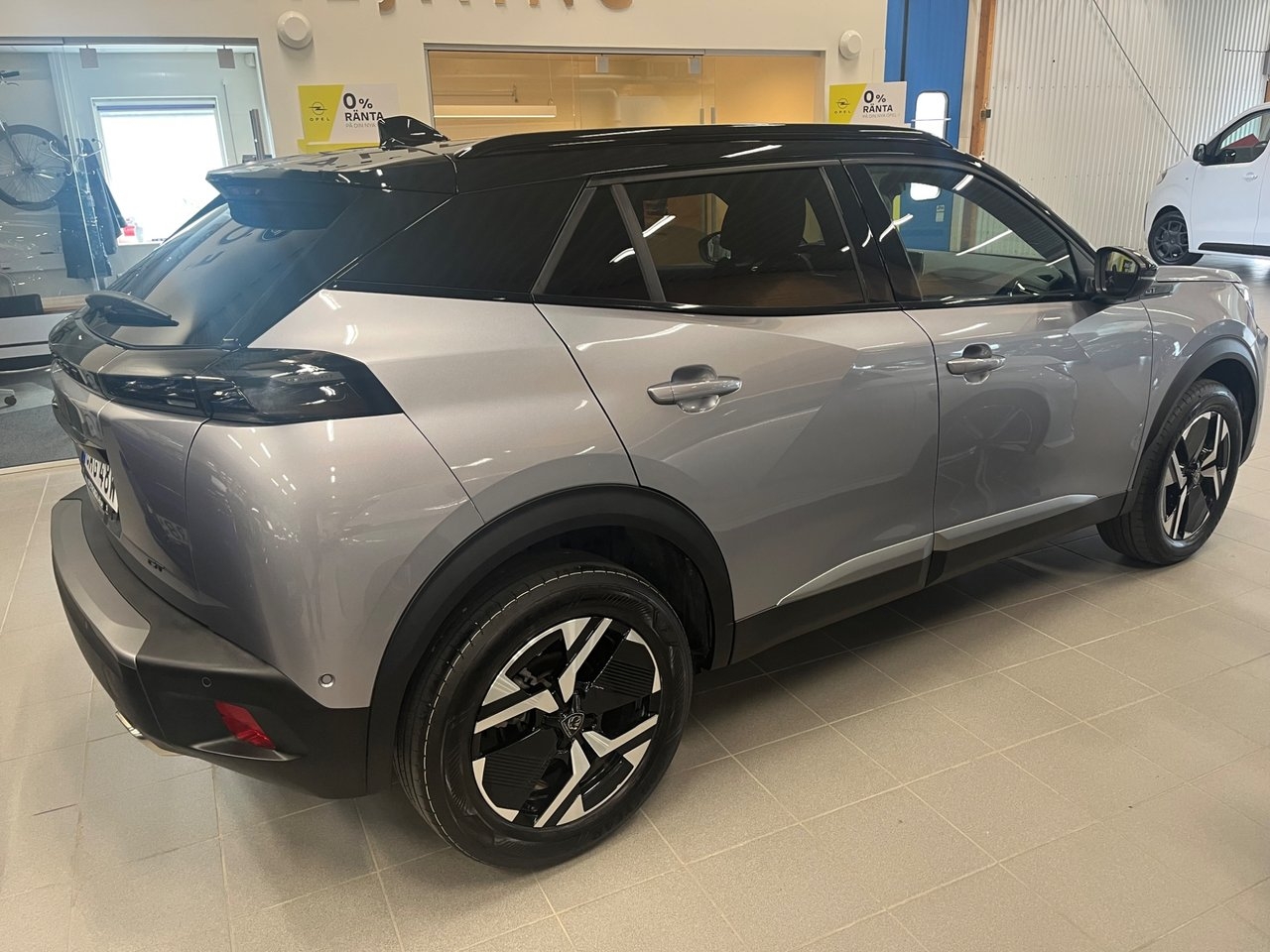 Peugeot 2008 2026, bild 2/3