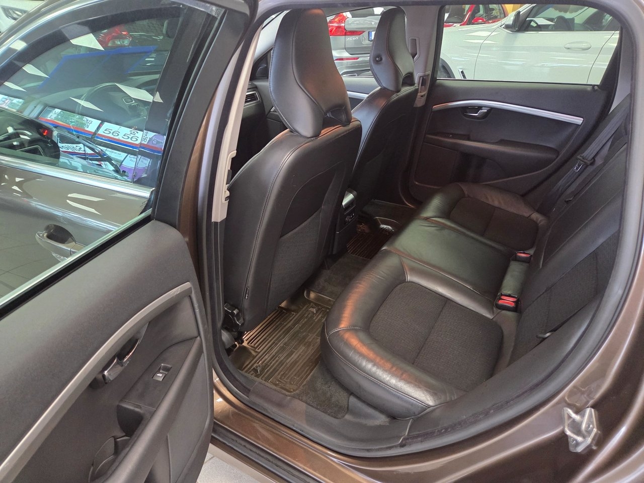 Volvo V70 2014, bild 4/25