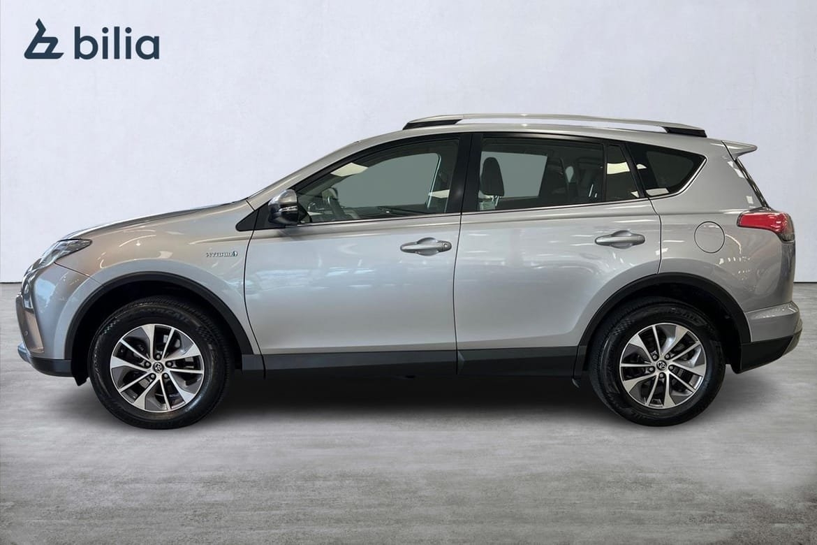 Toyota RAV4 2018, kuva 3/26