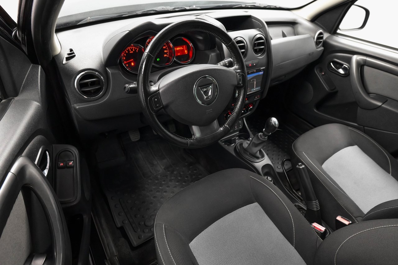 Dacia Duster 2016, bild 3/19