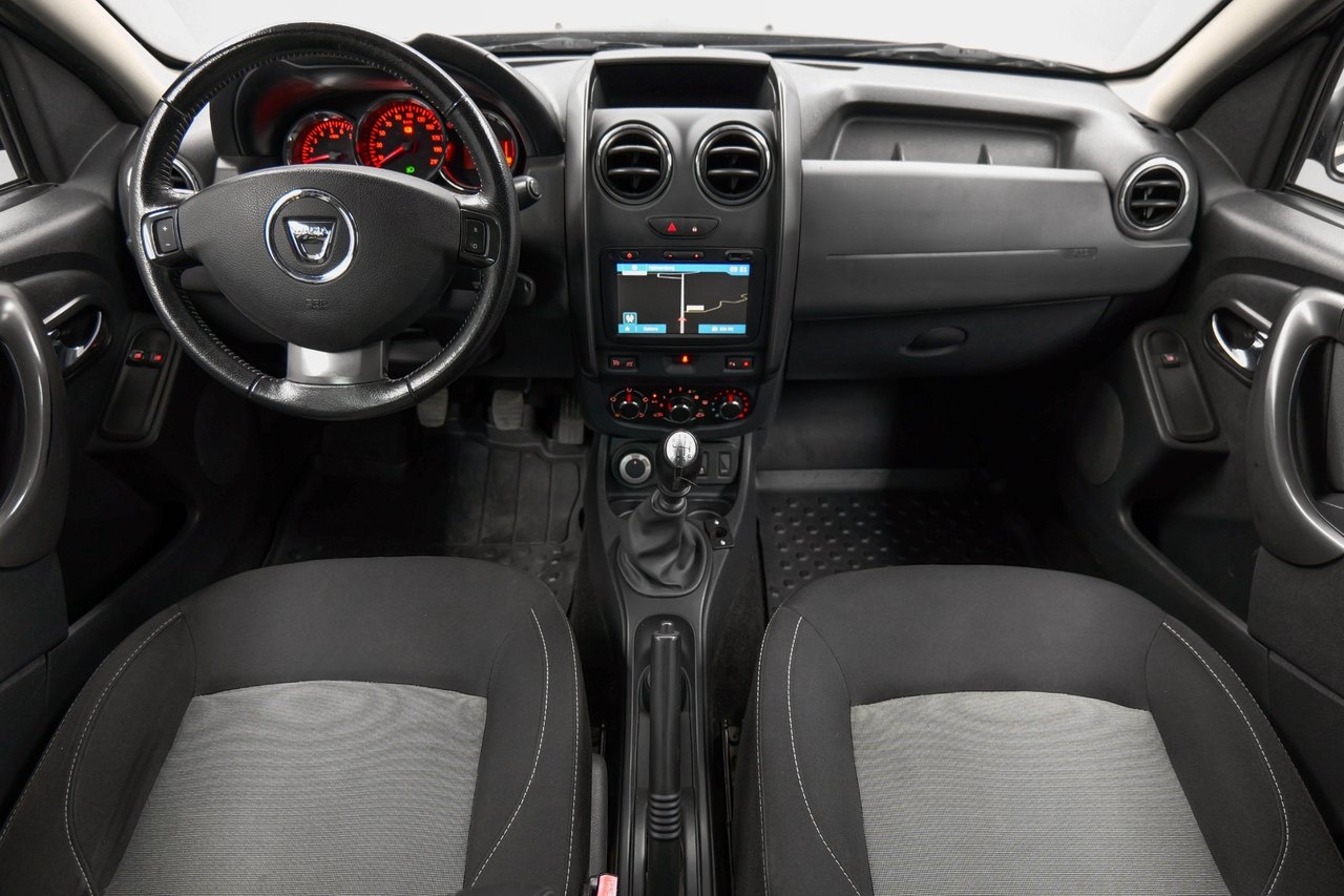 Dacia Duster 2016, bild 5/19