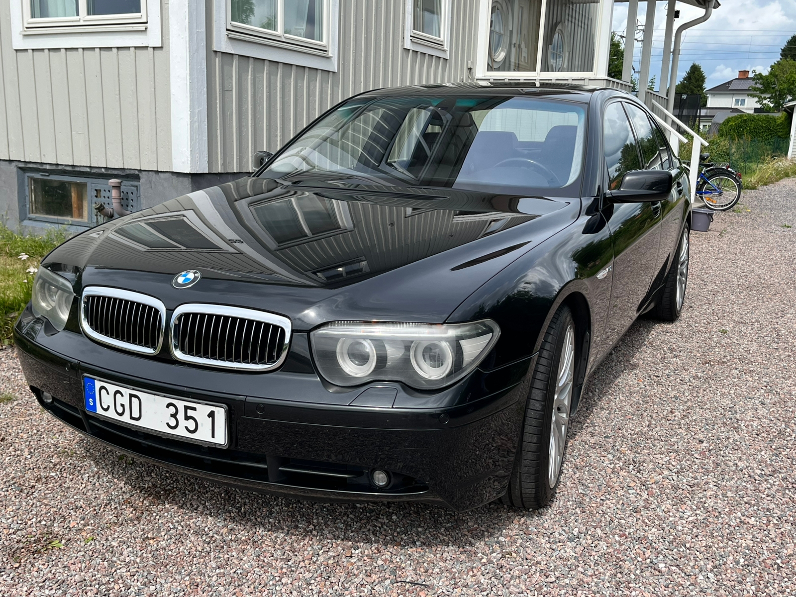 BMW 760
