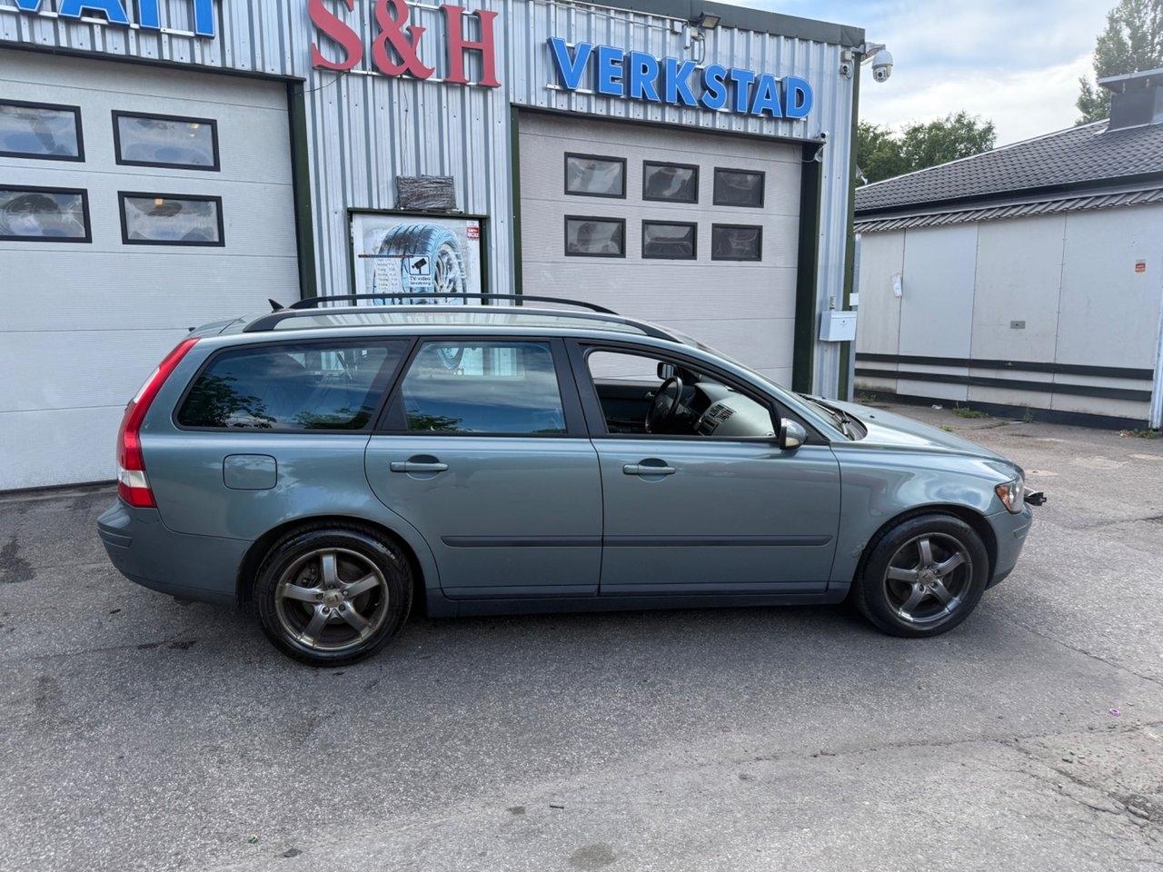 Volvo V50