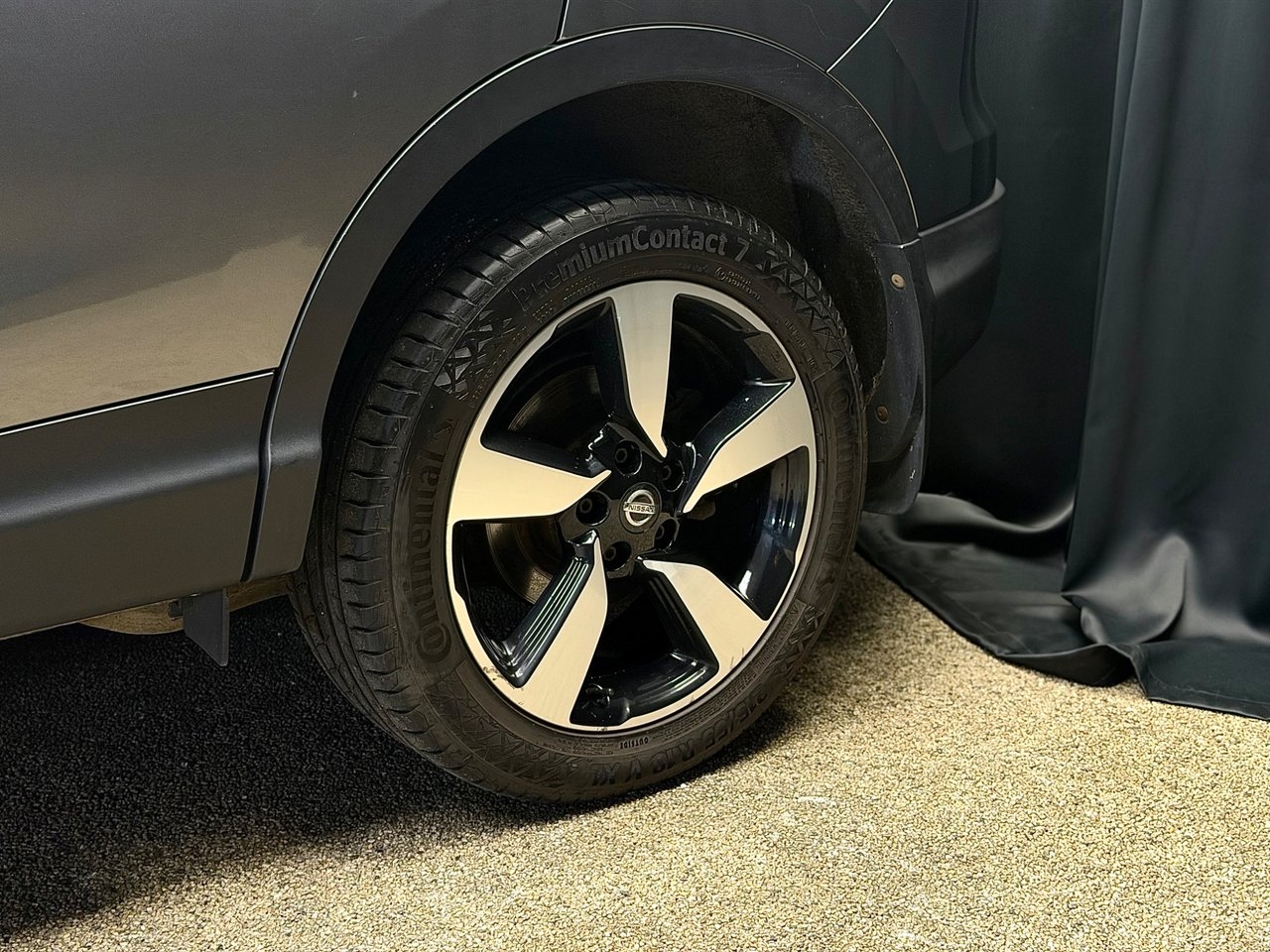 Nissan Qashqai 1.2 DIG-T XTRONIC-CVT 2017, kuva 7/10