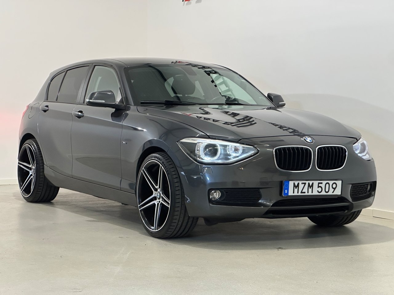 BMW 118 2013, photo 4/25