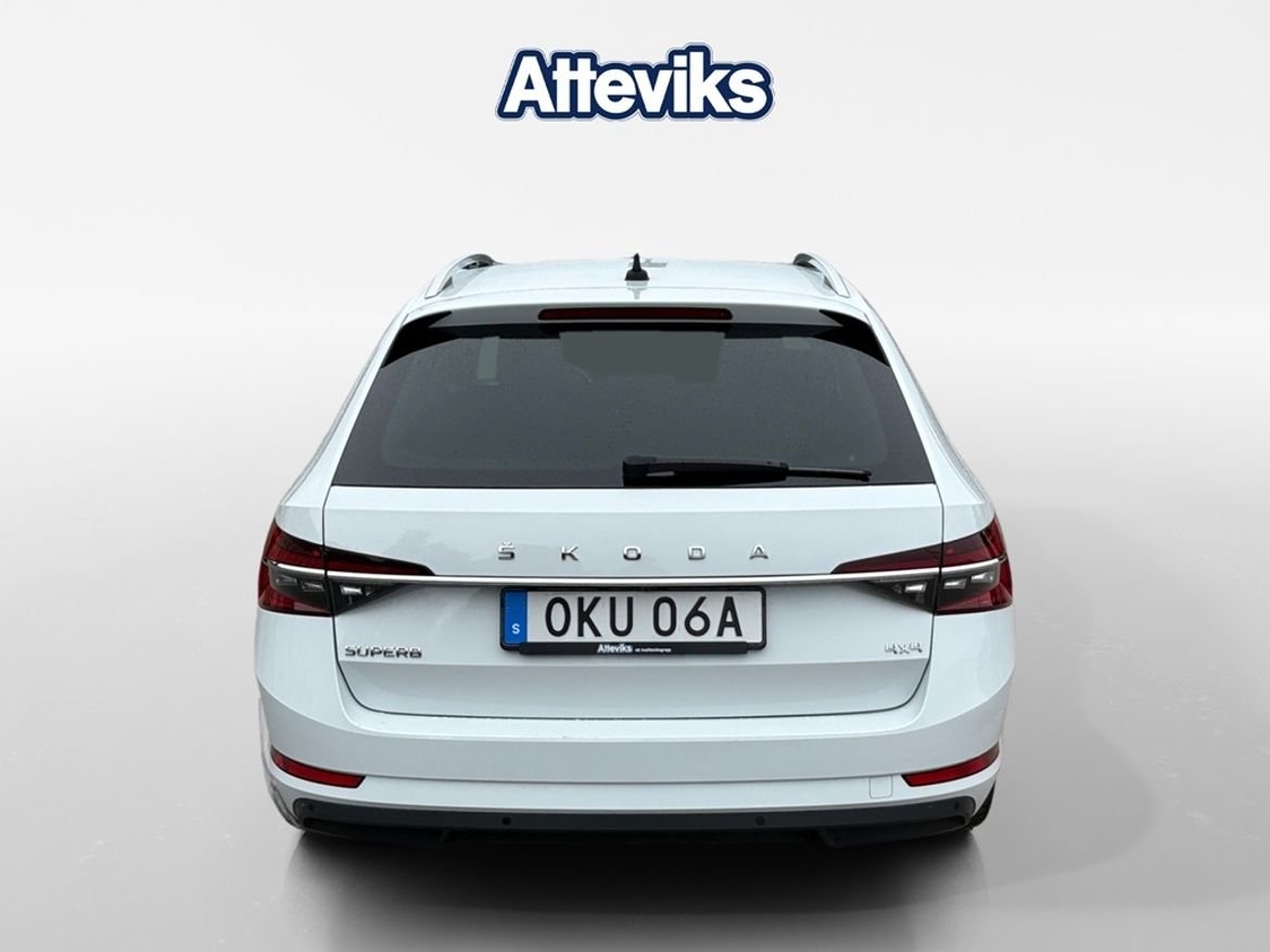 Skoda Superb 2023, kuva 4/10