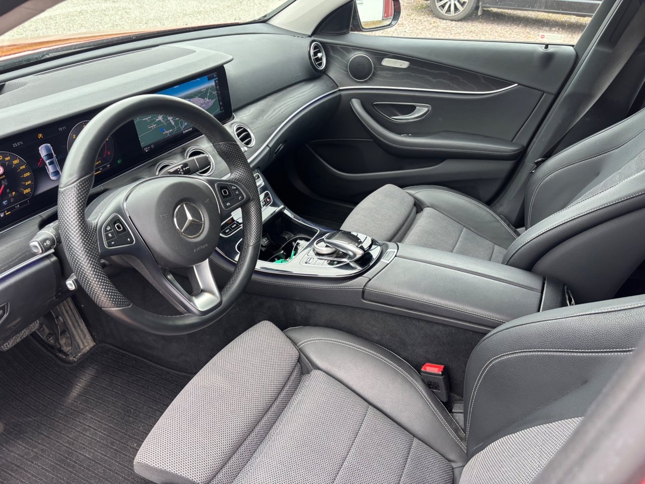 Mercedes-Benz E 2017, bild 3/14