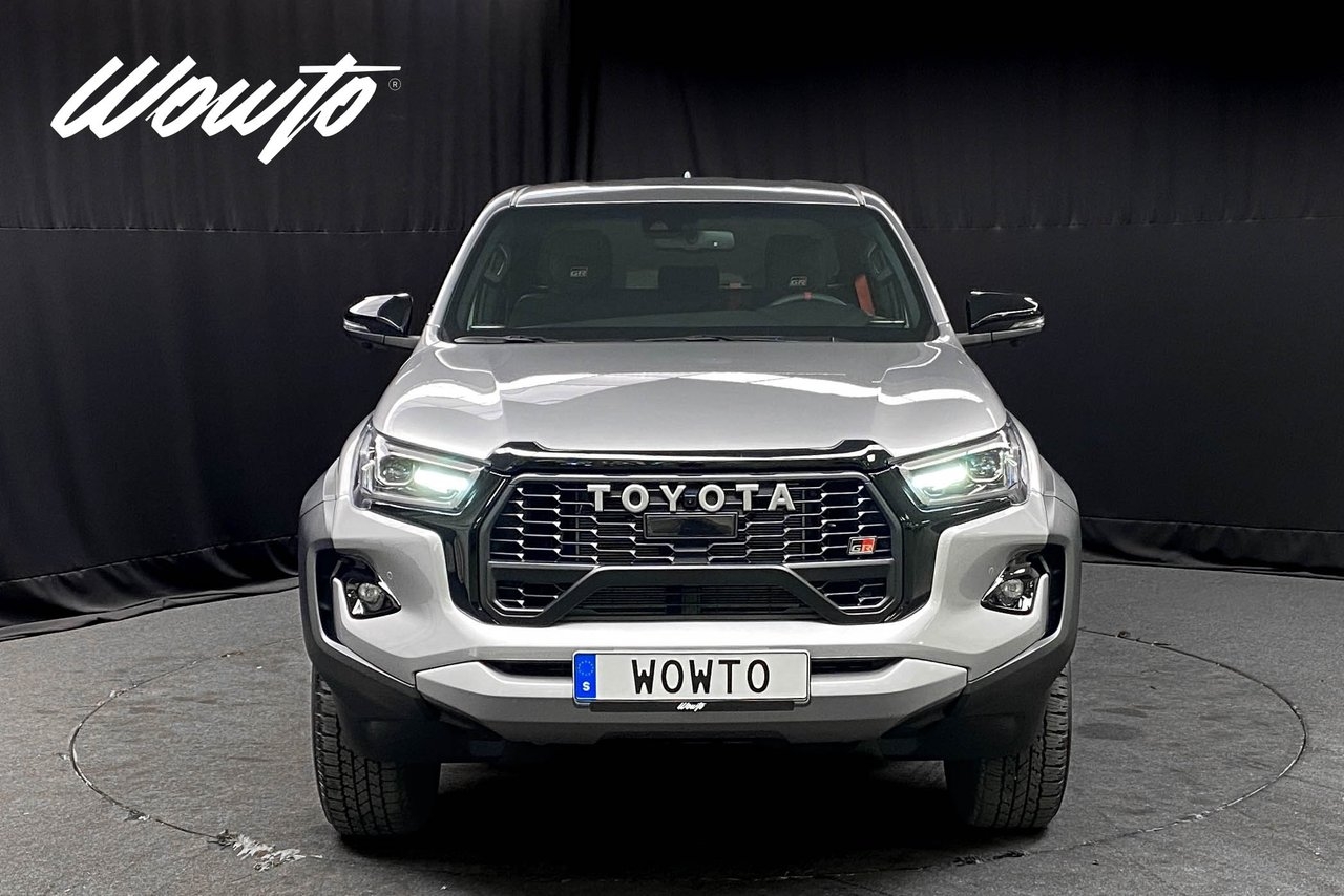 Toyota HiLux 2025, bild 2/25