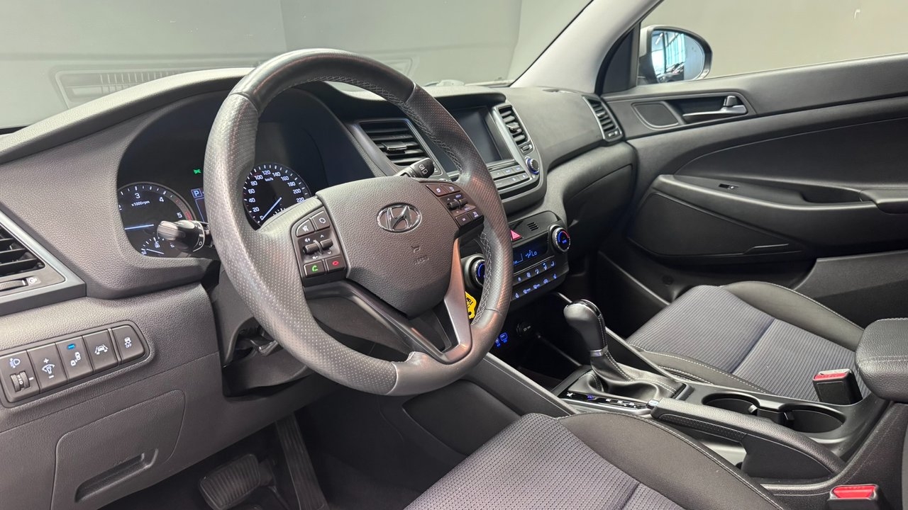 Hyundai Tucson 2018, bild 6/20