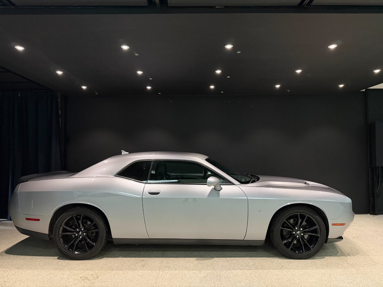 Dodge Challenger 3.6 SXT 2018, kuva 7/10