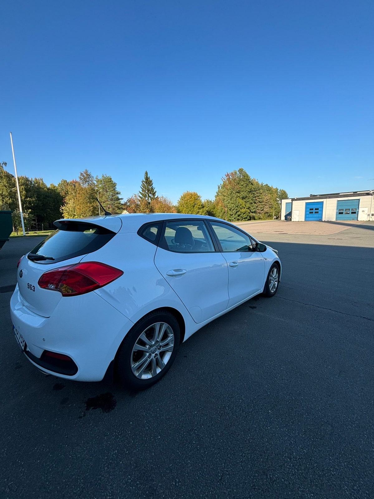 Kia Ceed 1.4 CVVT Manuell 2013, bild 4/8