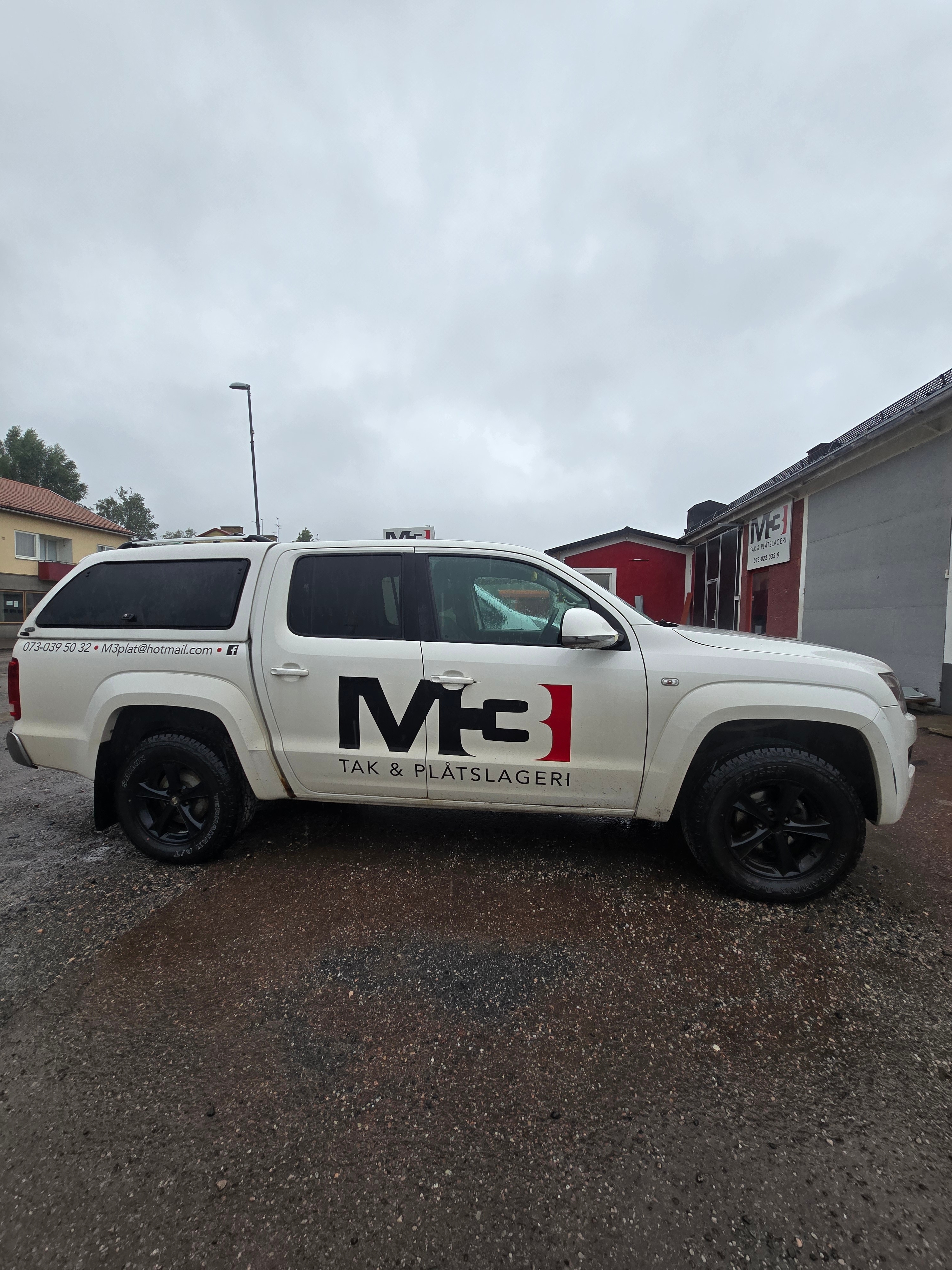 Volkswagen Amarok 2013, bild 2/4