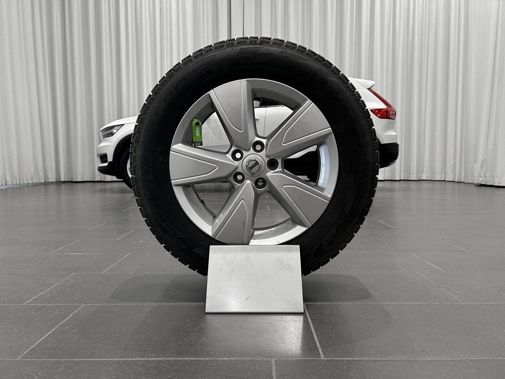 Volvo XC40 T3 163hk Geartronic 2020, kuva 3/15
