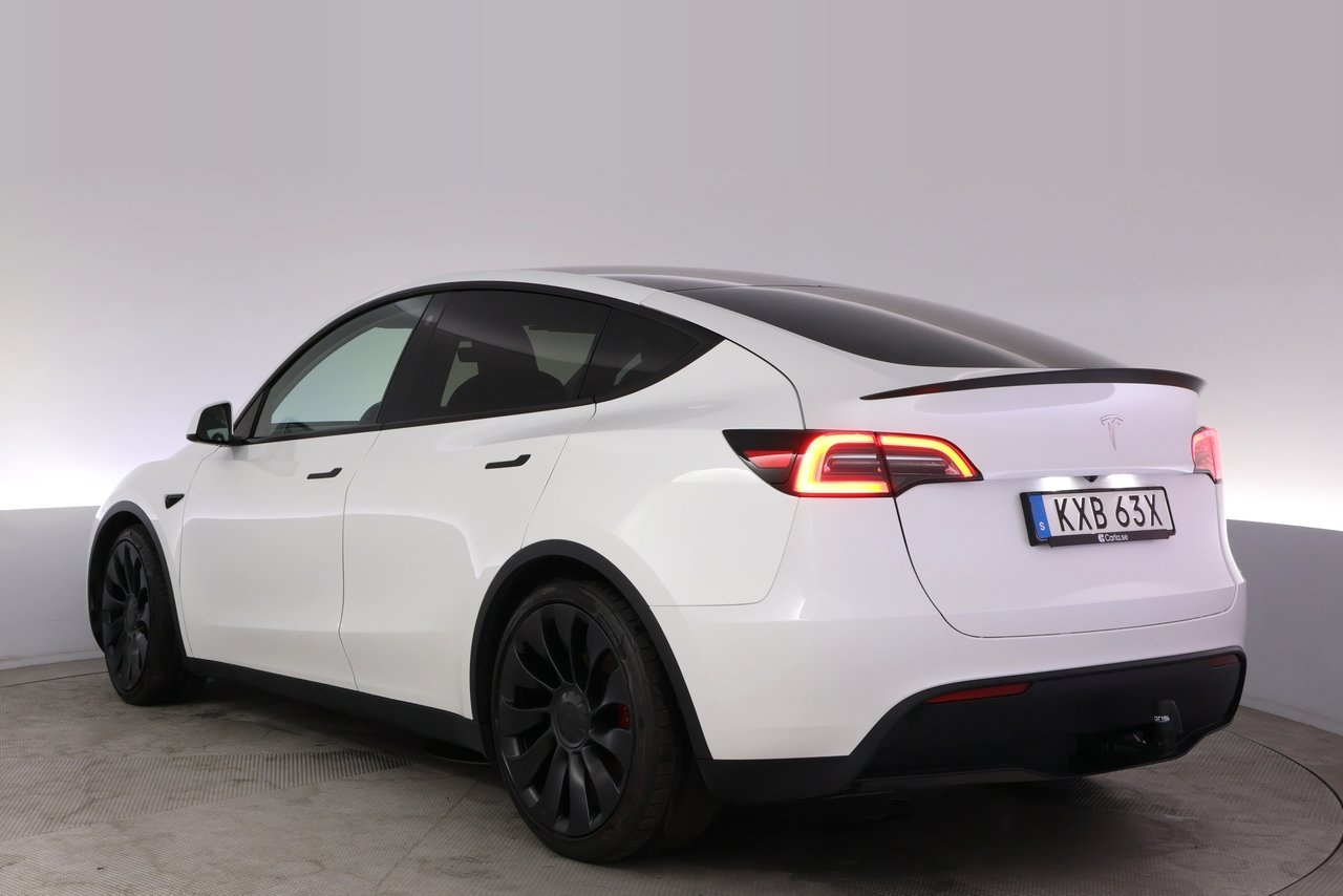 Tesla Model Y 2024, kuva 4/10