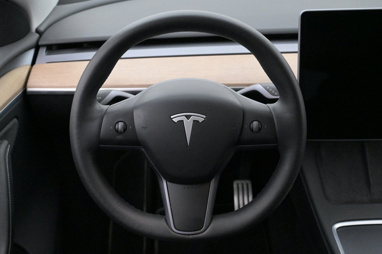 Tesla Model Y Performance Autopilot 2022, bild 7/10