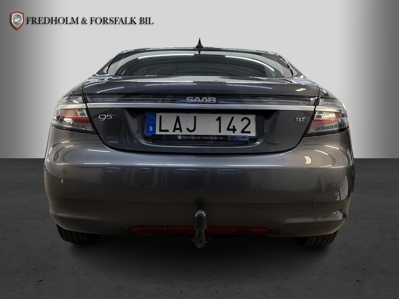 Saab 9-5 SportSedan 2.0 TiD 2010, photo 4/10