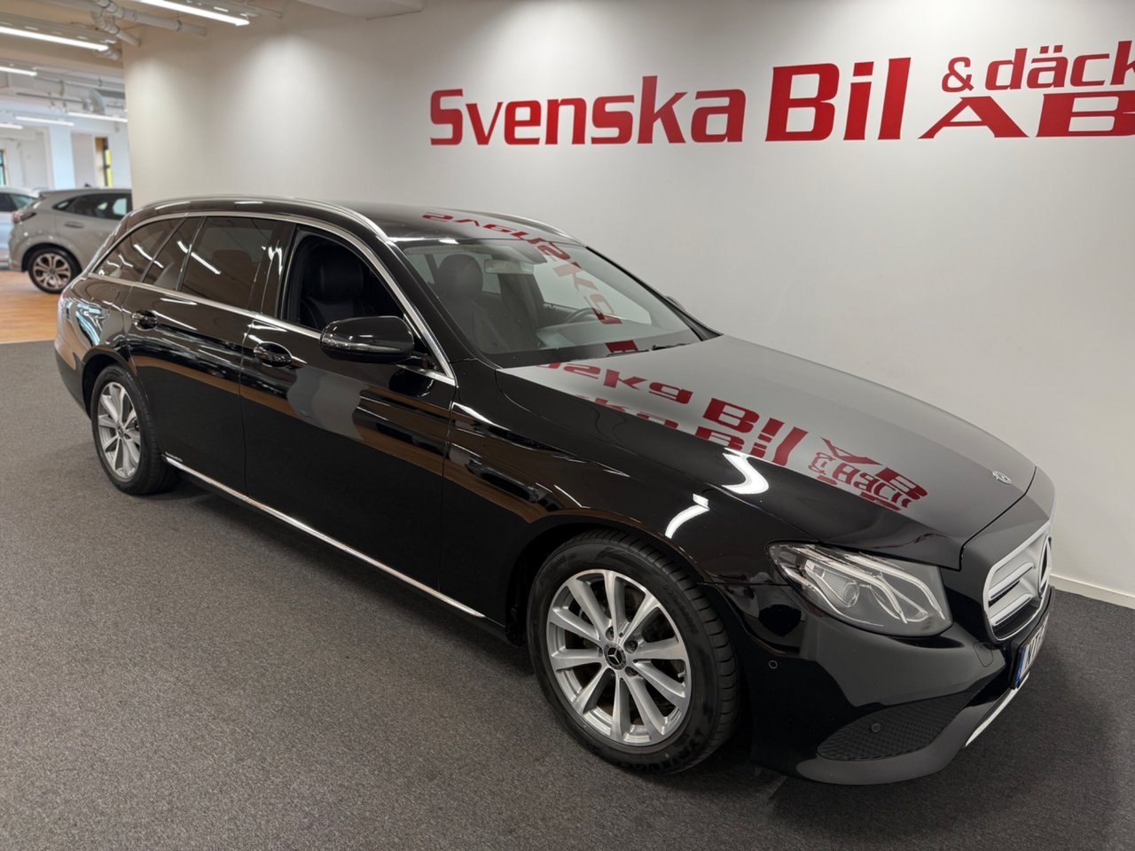 Mercedes-Benz E 2018, bild 7/10