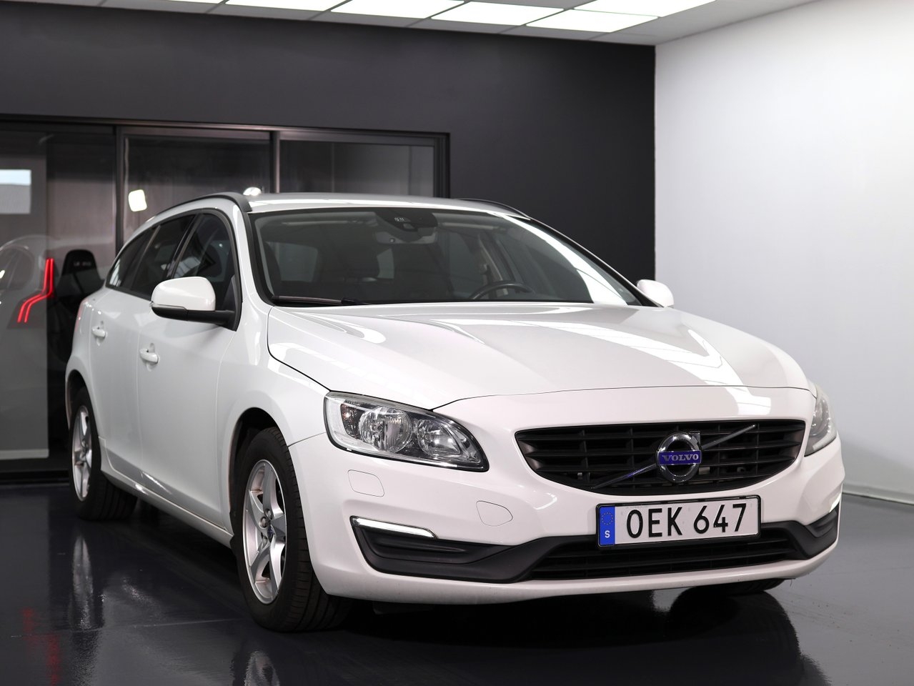Volvo V60 2017, bild 4/27