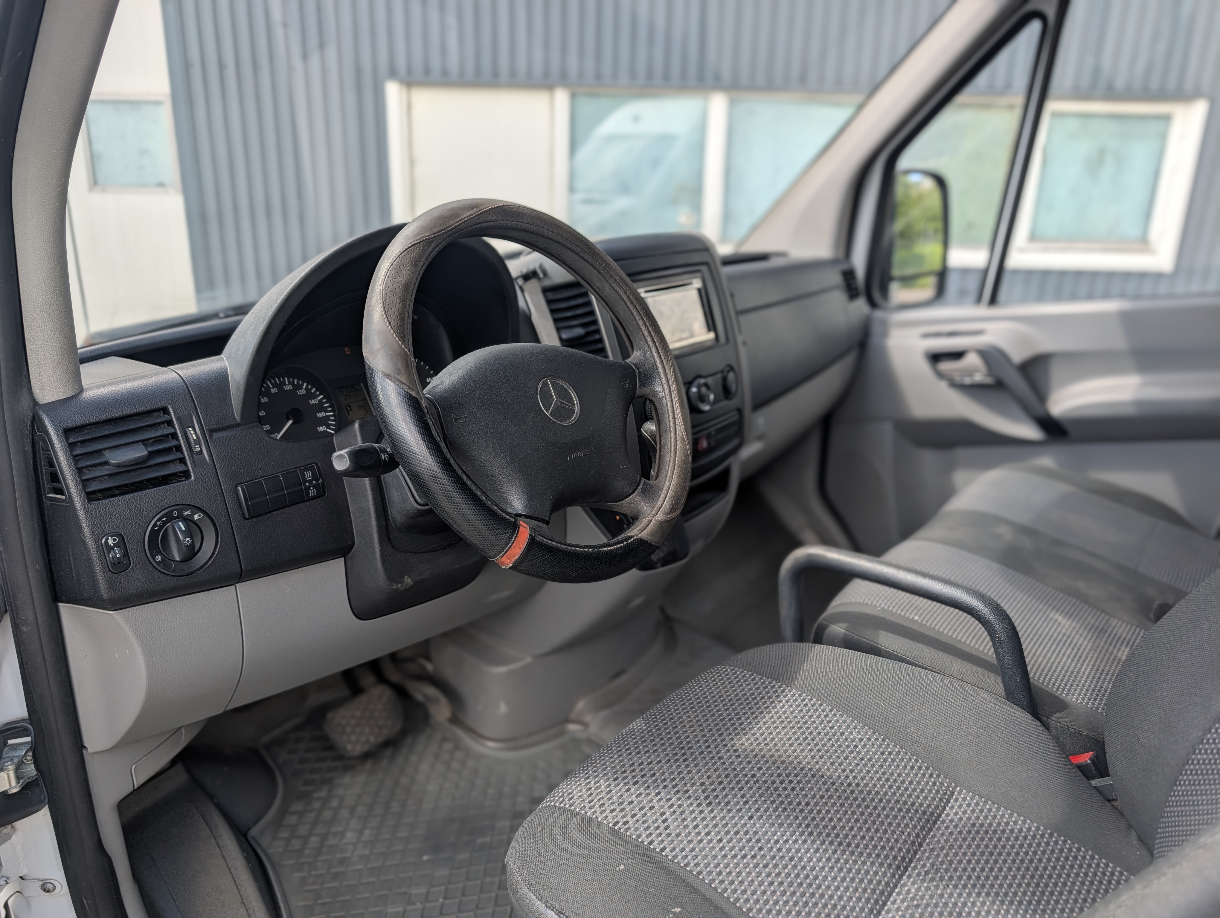 Mercedes-Benz Sprinter 2010, bild 5/6