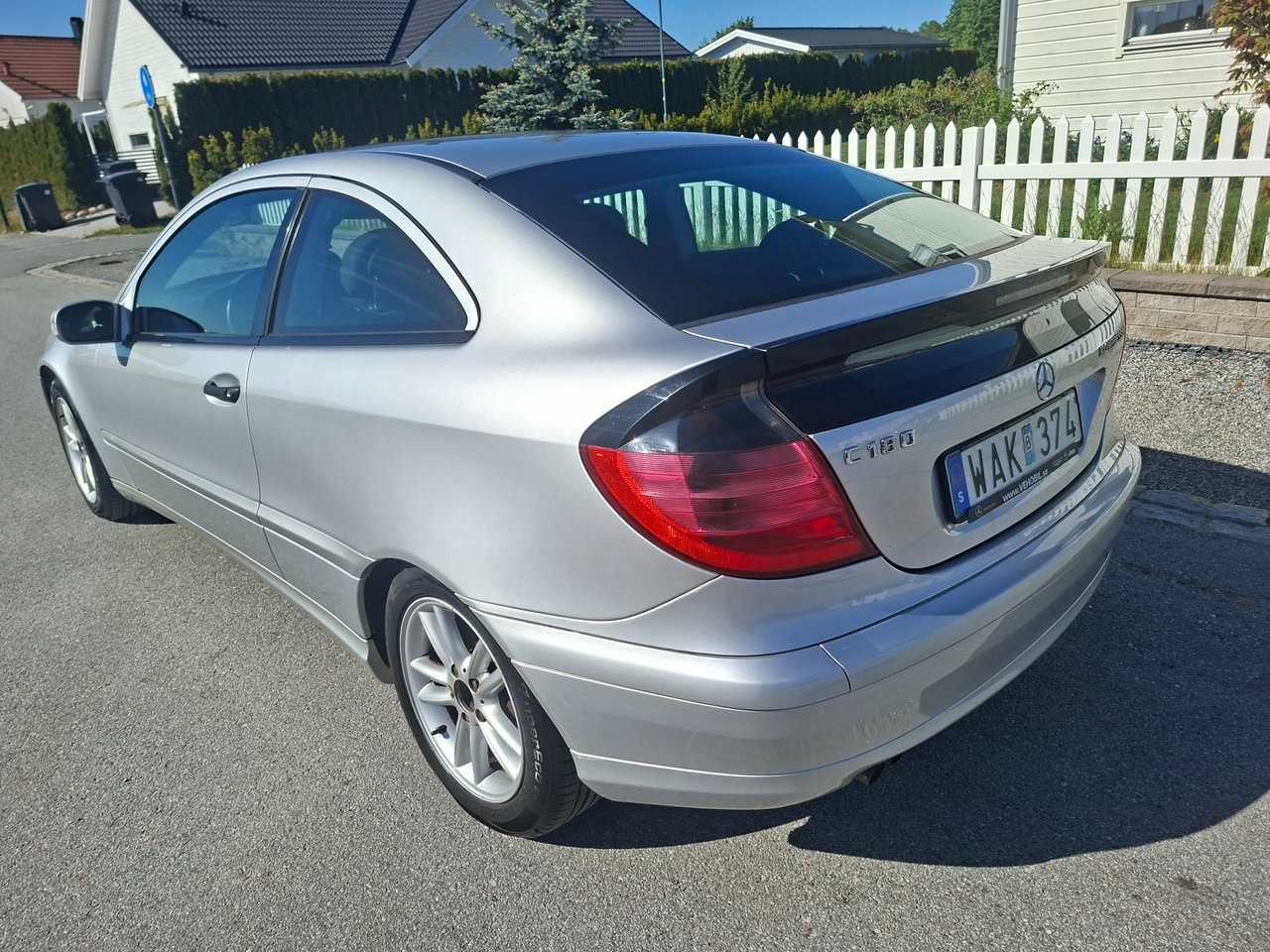 Mercedes-Benz C 2004, kuva 3/8