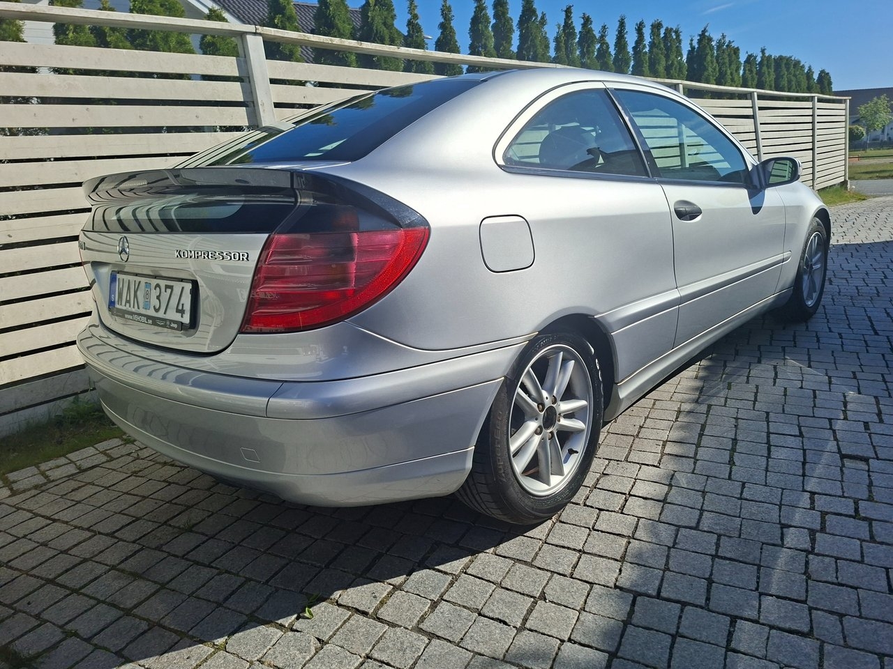 Mercedes-Benz C 2004, kuva 6/8