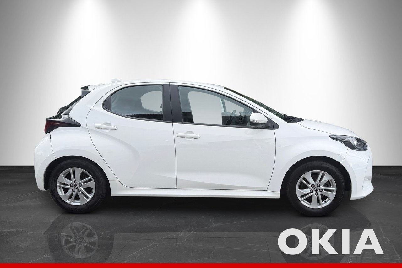 Toyota Yaris Hybrid CVT Active 2022, bild 5/10