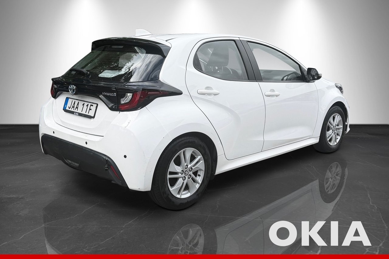 Toyota Yaris Hybrid CVT Active 2022, bild 4/10