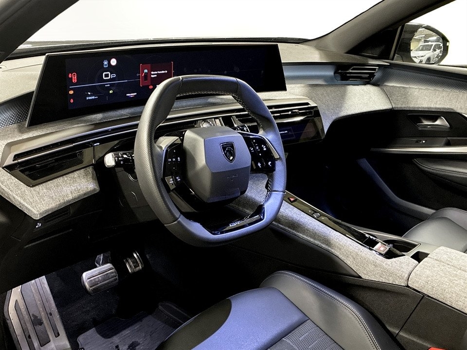 Peugeot 5008 GT Hybrid 145hk Aut 2025, bild 5/10