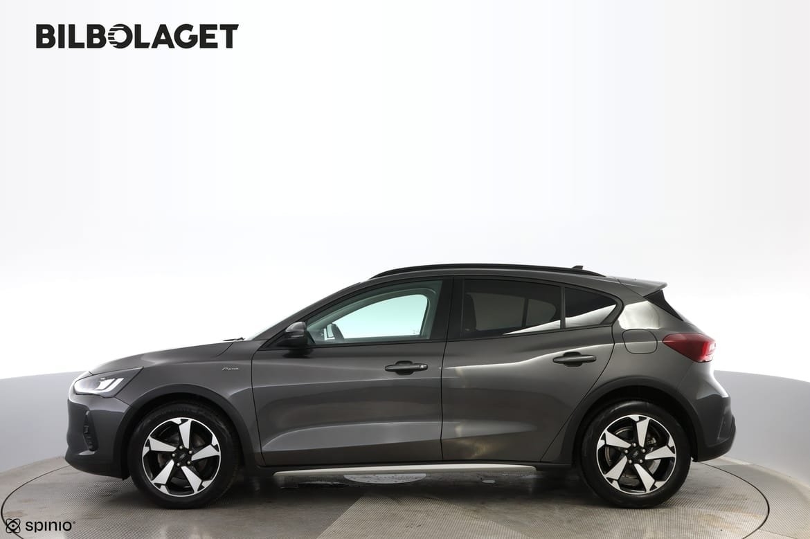 Ford Focus 2022, bild 2/15