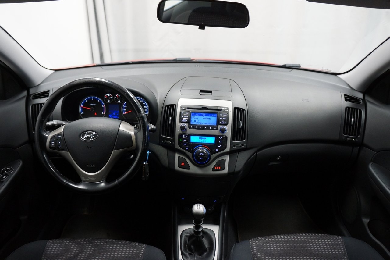 Hyundai i30 1.6 CRDi 2008, bild 7/10