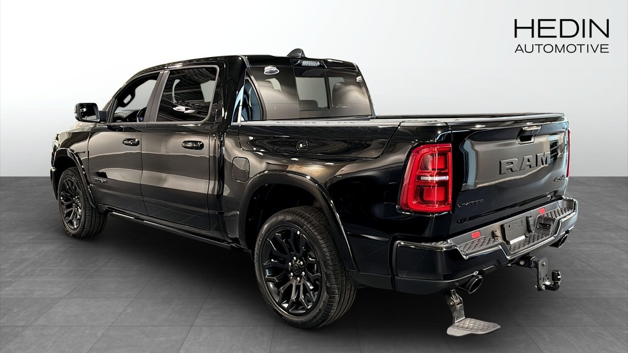 RAM 1500 LIMITED CREW CAB 2025, bild 2/12