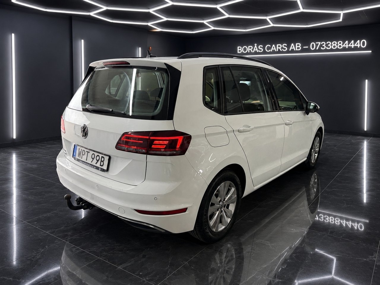Volkswagen Golf Sportsvan 2020, photo 2/10
