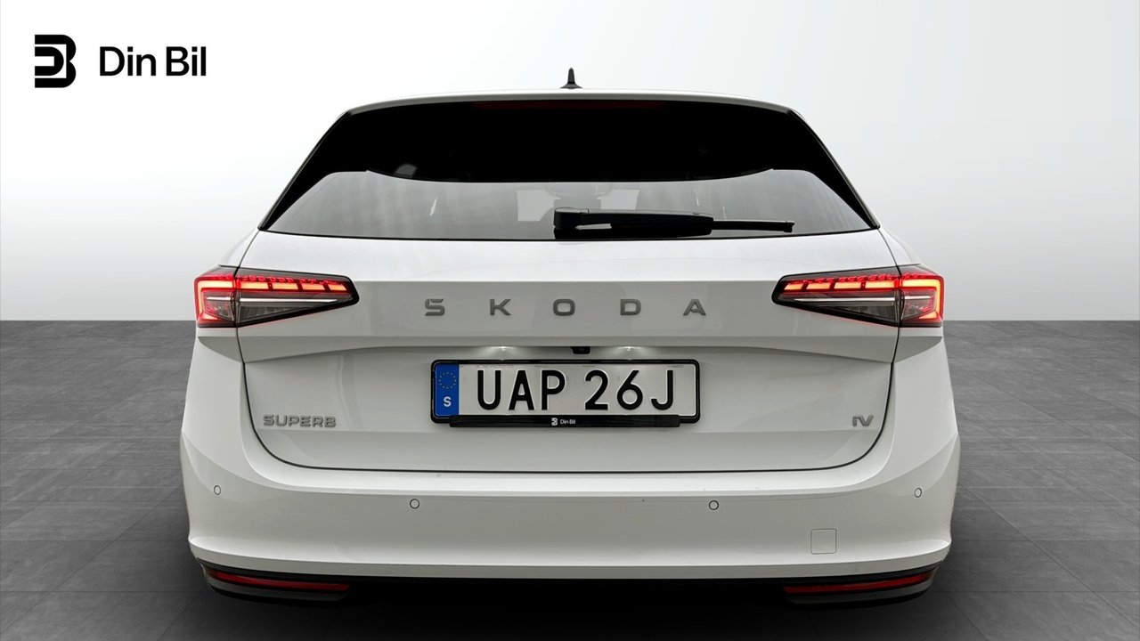 Skoda Superb Combi Selection iV DSG Drag 2026, bild 5/10