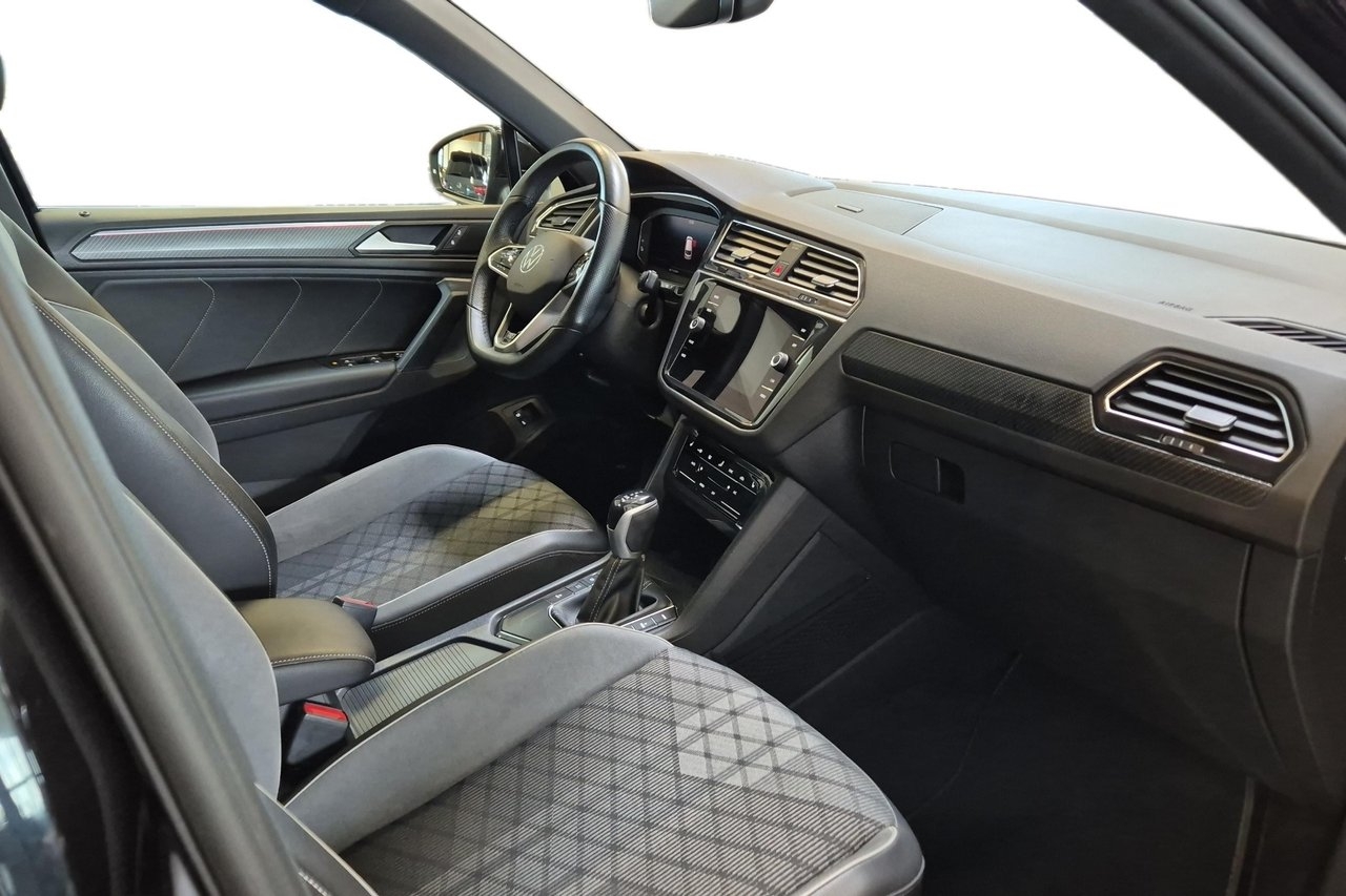 Volkswagen Tiguan eHybrid R-Line 19tum 2023, bild 6/10
