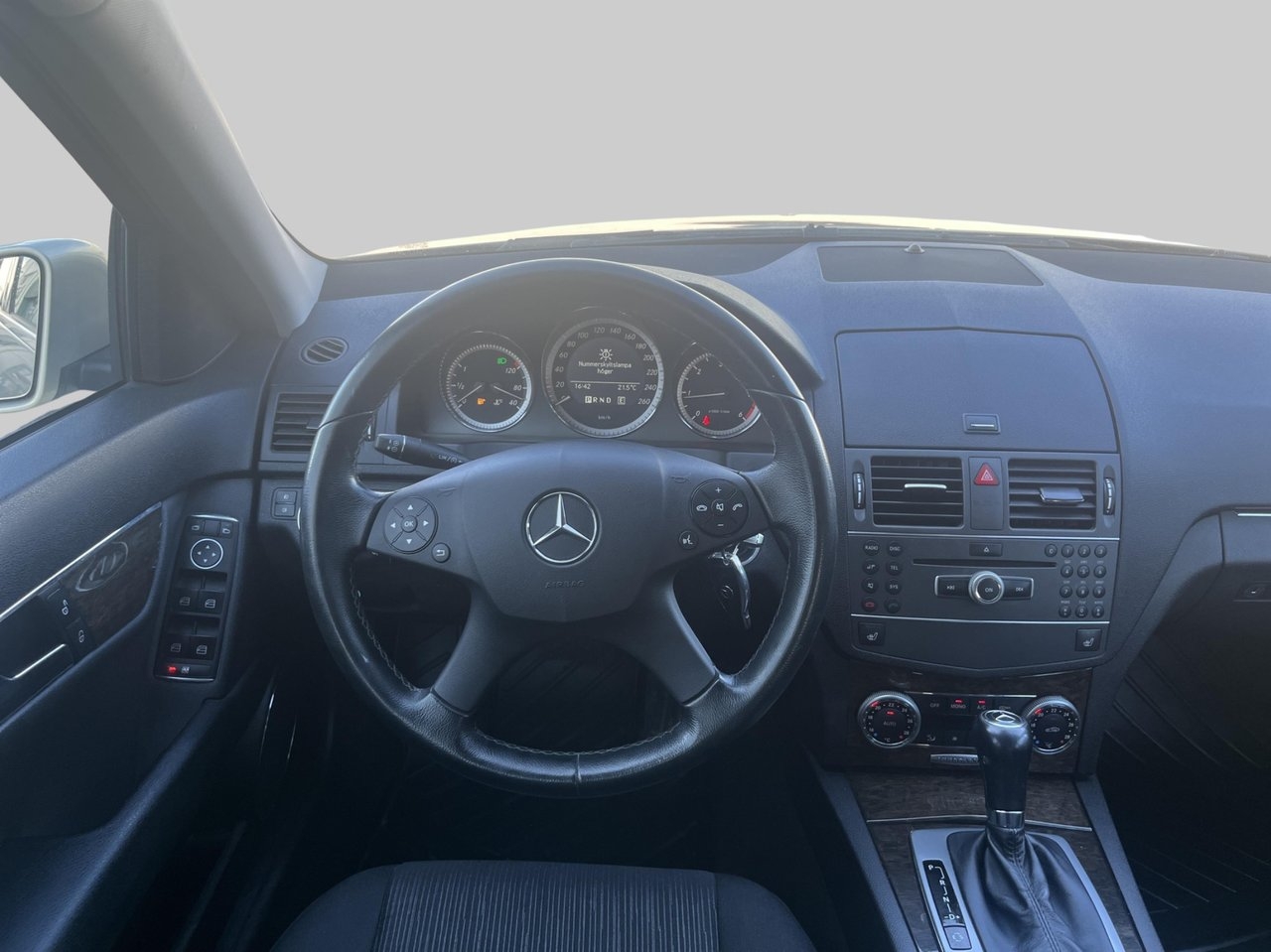 Mercedes-Benz C 2011, bild 7/9