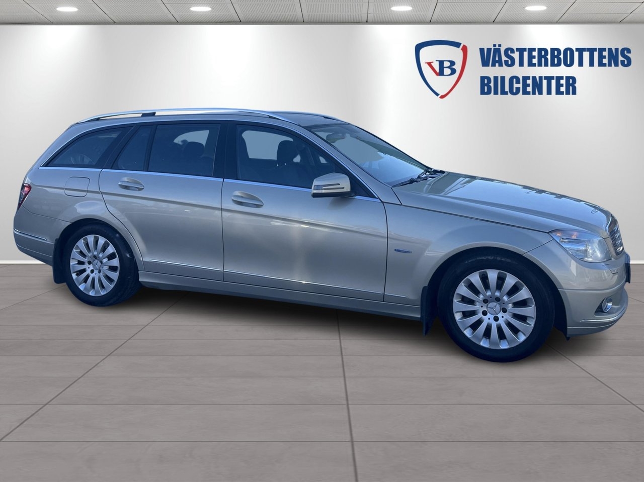 Mercedes-Benz C 2011, bild 2/9
